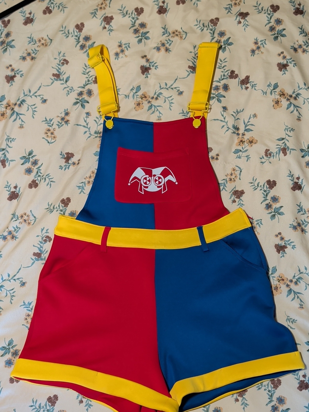 Pomni Overalls Hot Topic